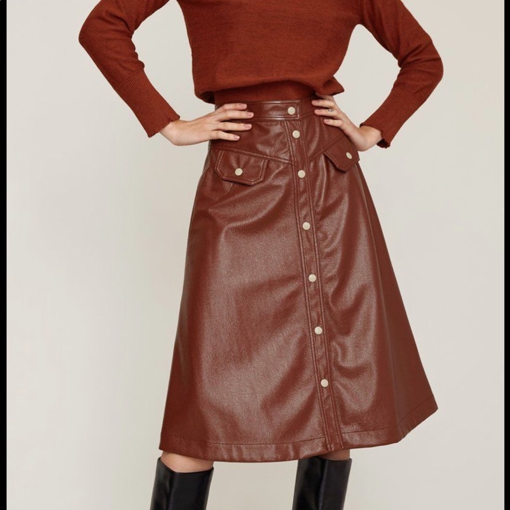 No 6 - Elizabeth Snap Front Skirt in Sienna Crinkle Patent Leather